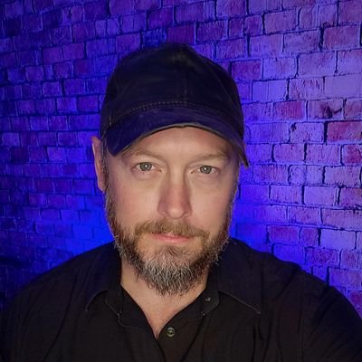 HeyLukOverThere-profile- z7uVj6V.jpg