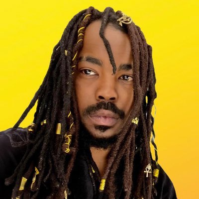 Dom lucre-profile-0IuJtdQa.jpg